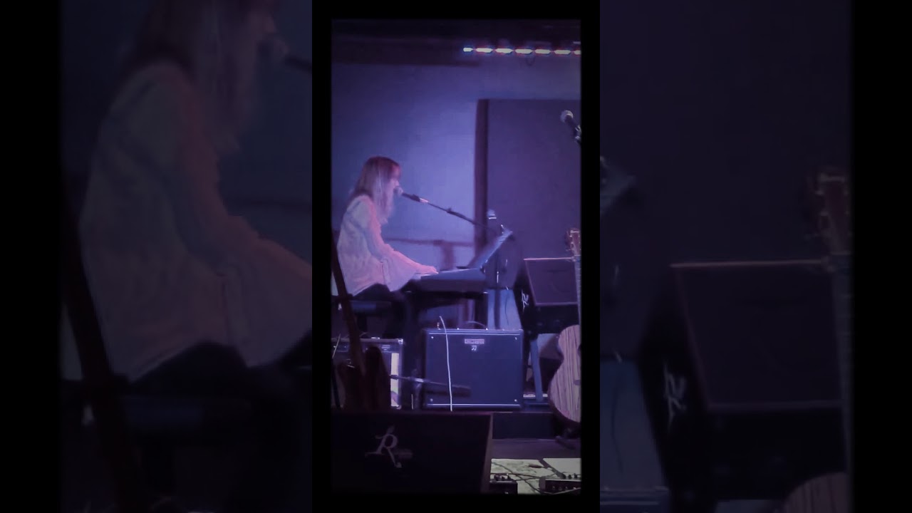 Promotional video thumbnail 2 for Claire Radel