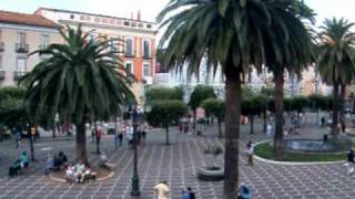 preview picture of video 'Vallo della Lucania-Piazza V.Emanuele II-wmv'