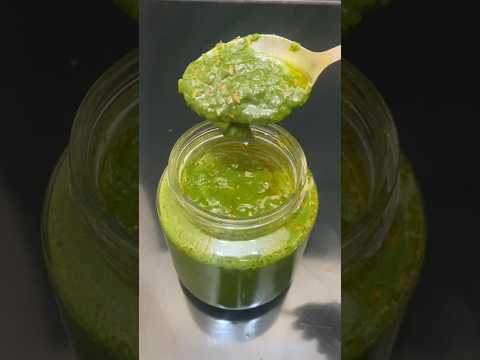 धनिया पुदीना चटनी - हेल्दी ग्रीन चटनी घर पर ही बनाएं