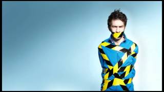 Mat Zo feat. Chuck D - Pyramid Scheme