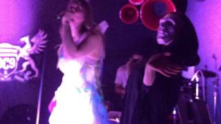 Lydia Ainsworth - Afterglow - live at DC9