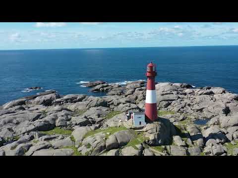 The Kjeungskjær Lighthouse:Norway 8k