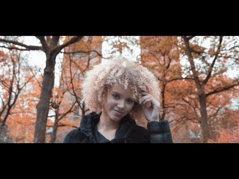 Dennis Dies Das - Bounce (Official Video)