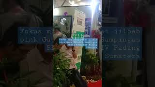 Download lagu Fokus mba jilbab pink serba serbi Penas KTNA XIV Padang West Java #shorts #viral #video #fyp mp3