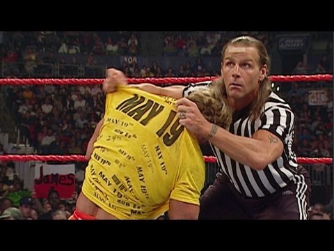 Shawn Michaels instigates as the referee during Kane vs.