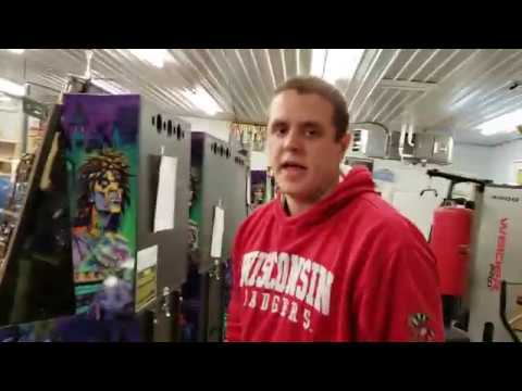 How to Remove Pinball Playfield Glass and Raise Playfield, Spooky Pinball