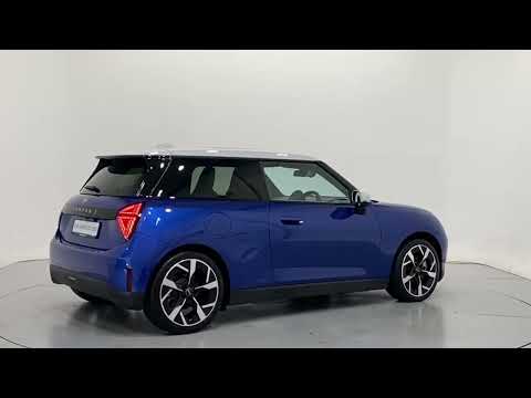 MINI Cooper Cooper SE Classic - Image 2