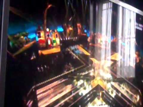 XFactor USA-Restless Road "Roar"