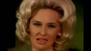 Tammy Wynette   Sweet Dreams   Hee Haw 1970