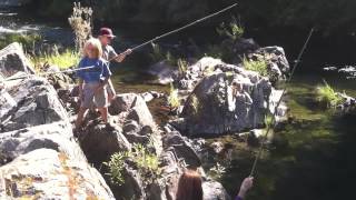 preview picture of video 'Applegate River Summer Camp Fishing - Oh Oregon Frontier Park summer camp'