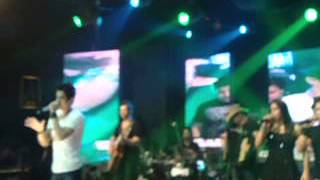 Eu vou tentando te agarrar - Gusttavo Lima ENCONTRO MARCADO