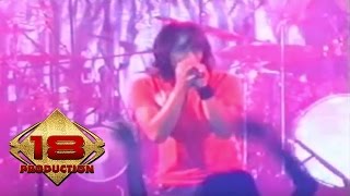Download lagu Element - Kekuatan Cinta  (Live Konser Gresik 06 November 2005) mp3 Download lagu Element - Kekuatan Cinta  (Live Konser Gresik 06 November 2005) mp3