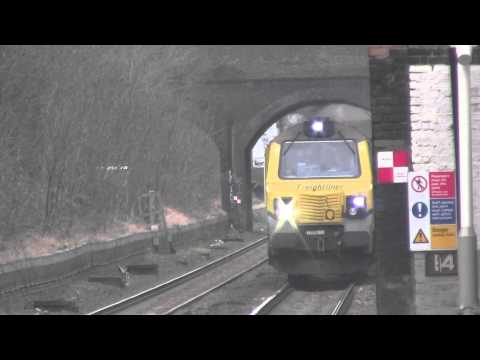 *NEW* Freightliner class 70007 Coasts it through Crouch Hill working 4L57