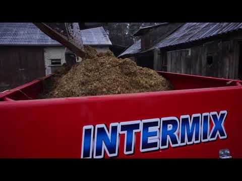 INTERMIX R6 - paszowóz do niskich i wąskich obór