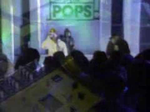 UNKLE ft Ian Brown - Be There Live on TOTP