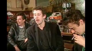 The Pogues singing &#39;Dirty Old Town&#39; drunk in a pub