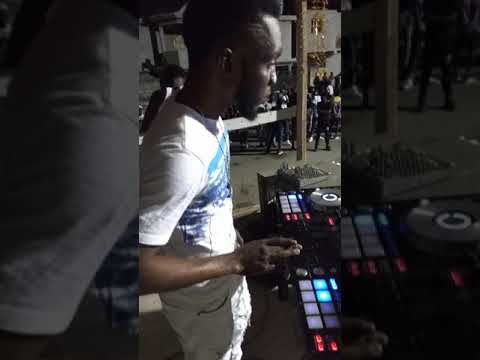 Dj Fidji nan fet pye payen mw krazel plat