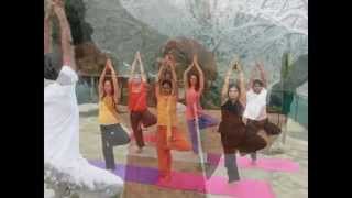 preview picture of video 'Yoga in Rishikesh India :: Himalayan Yoga Retreat'
