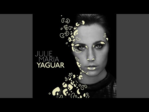 Forbandet Stille - Julie Maria