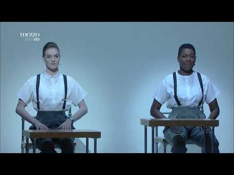 Einstein on the beach [Ο Αϊνστάιν στην παραλία], Robert Wilson και [[#Philip Glass [Φίλιπ Γκλας]#]], Théâtre du Châtelet (2014).