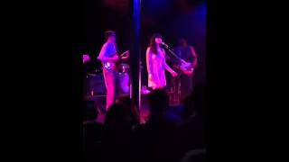 Natalie Alyse sings "Hands on the Clock" w/Nick Waterhouse 10/19/11