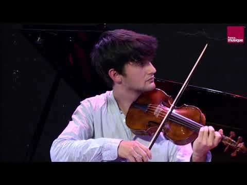 John Eccles : A New Division upon the Ground Bass of "John come and kiss me"