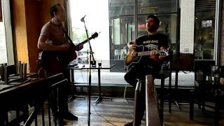 THE FLATLINERS cover Dillinger Four&quot;Maximum Piss &amp; Vinegar&quot; Acoustic at Illegal Pete&#39;s