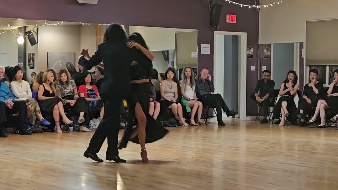 Claudia Cortes and Martu Salem at Dance blvd (3 of 3)