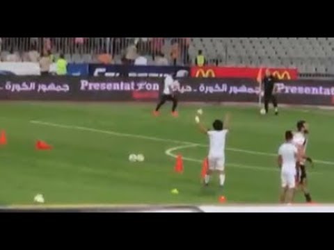 هتافات جماهير الزمالك لـ«فرجاني ساسي وعبدالله جمعة» قبل مواجهة بيراميدز بنهائي الكأس