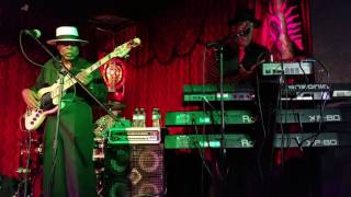 Livin' It Up on Saturday Night -  Brenton Wood