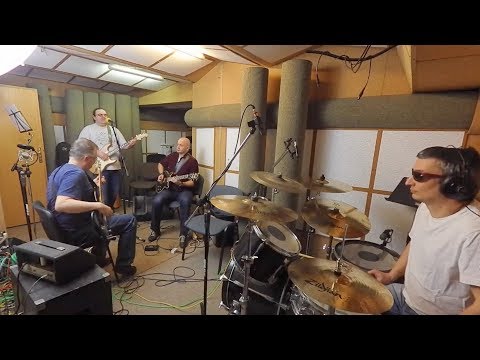 MTM Blues • Eh, zdawalo się