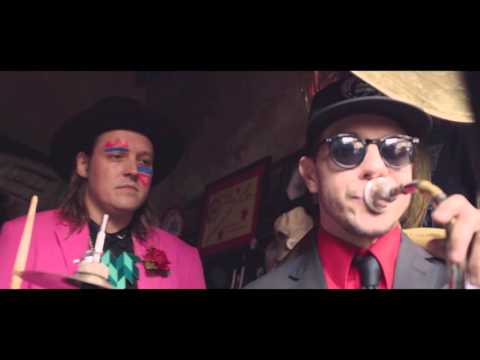 Arcade Fire - David Bowie Tribute Parade