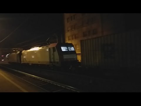 Doppia e483 008 + 320,Treno merci Akiem container,Arquata Scrivia,succursale Giovi,trains hunter