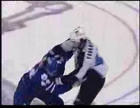 Colin Murphy vs Nolan Yonkman