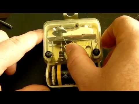 Large Vintage 1960s Junghans Ato-Mat Electro-Mechanical Sun-Burst Wall Clock - Working