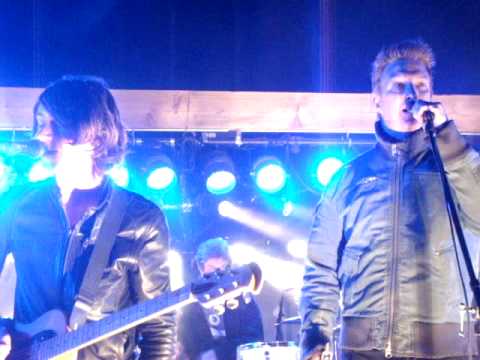 Arctic Monkeys & Josh Homme - Dance Little Liar @ Pappy & Harriet's Pioneertown Palace