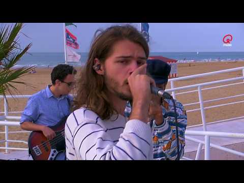 Q-Beach House: Blackwave - Hands Up (Live bij Q)