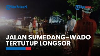 Jalan Raya Sumedang-Wado Tertutup Material Longsor, Kendaraan Sempat Antre Hingga 2 Km