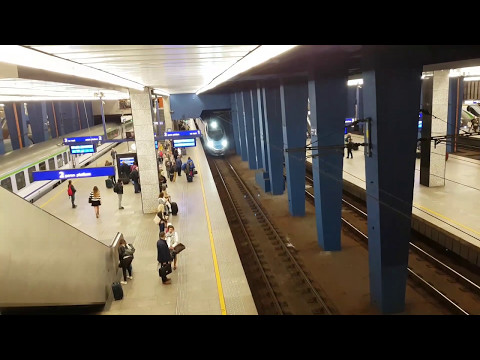 ED250-016 jako EIP z Gliwic do Warszawy Wsch. wjeżdża na dworzec Warszawa Centr. 12.05.2017