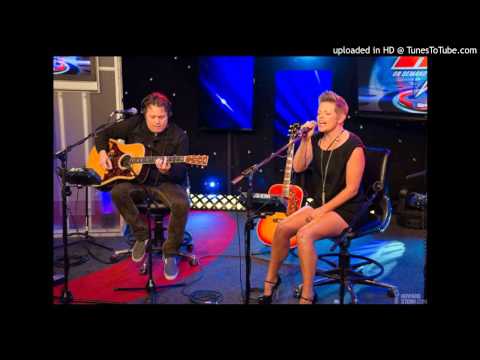 Natalie Maines "Lover, You Should've Come Over" - Howard Stern 5/7/2013 - Jeff Buckley cover
