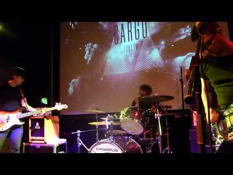 Smallgang live at the Cargo