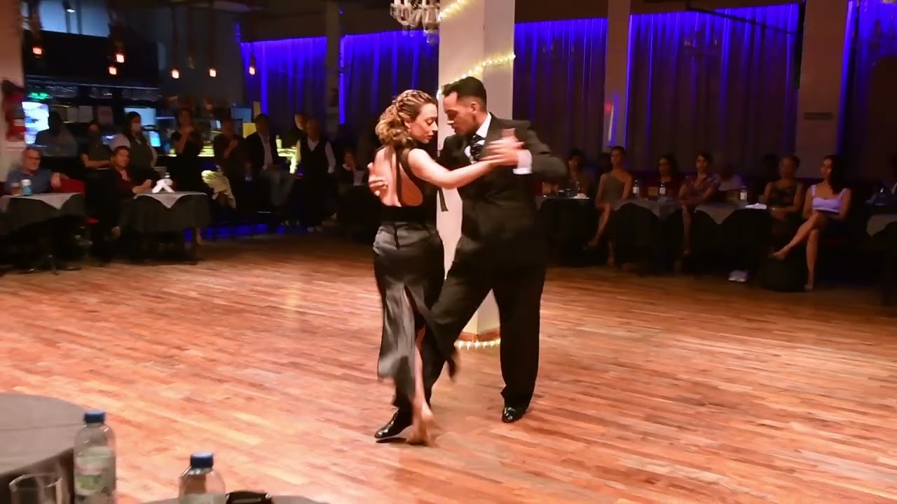 Sebastian Acosta y Laura D'Anna en Porteño y Bailarín - 2