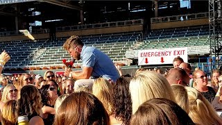 Chris Lane - For Her | StewarTV