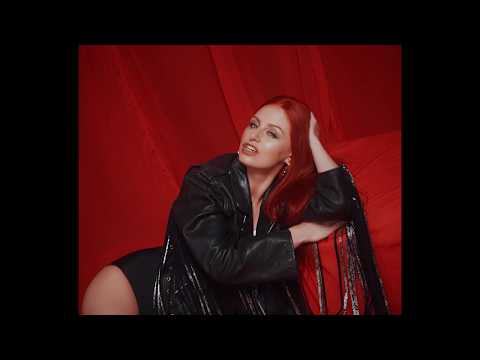 ЧИЛИ - Моя гитара (Official Music Video 2018)