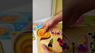 Розвиваюча книга на липучках