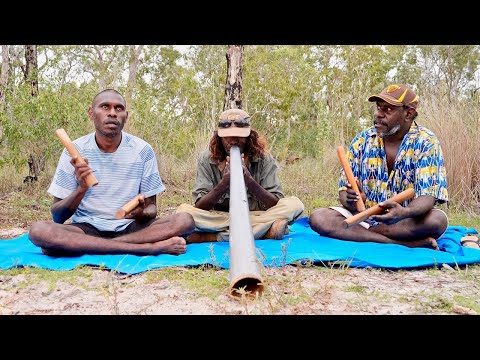 Anngalbiya - Jambalmurru & Alawayu Nunggarrgalu