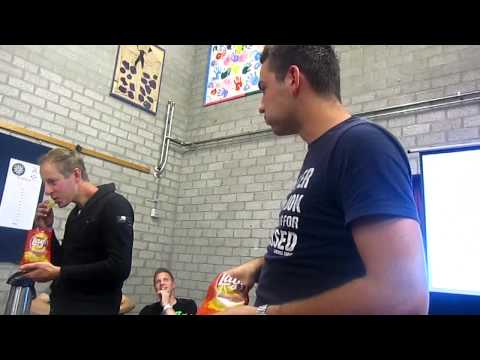 TOM vs JOB chipsfluiten #C-kamp2012