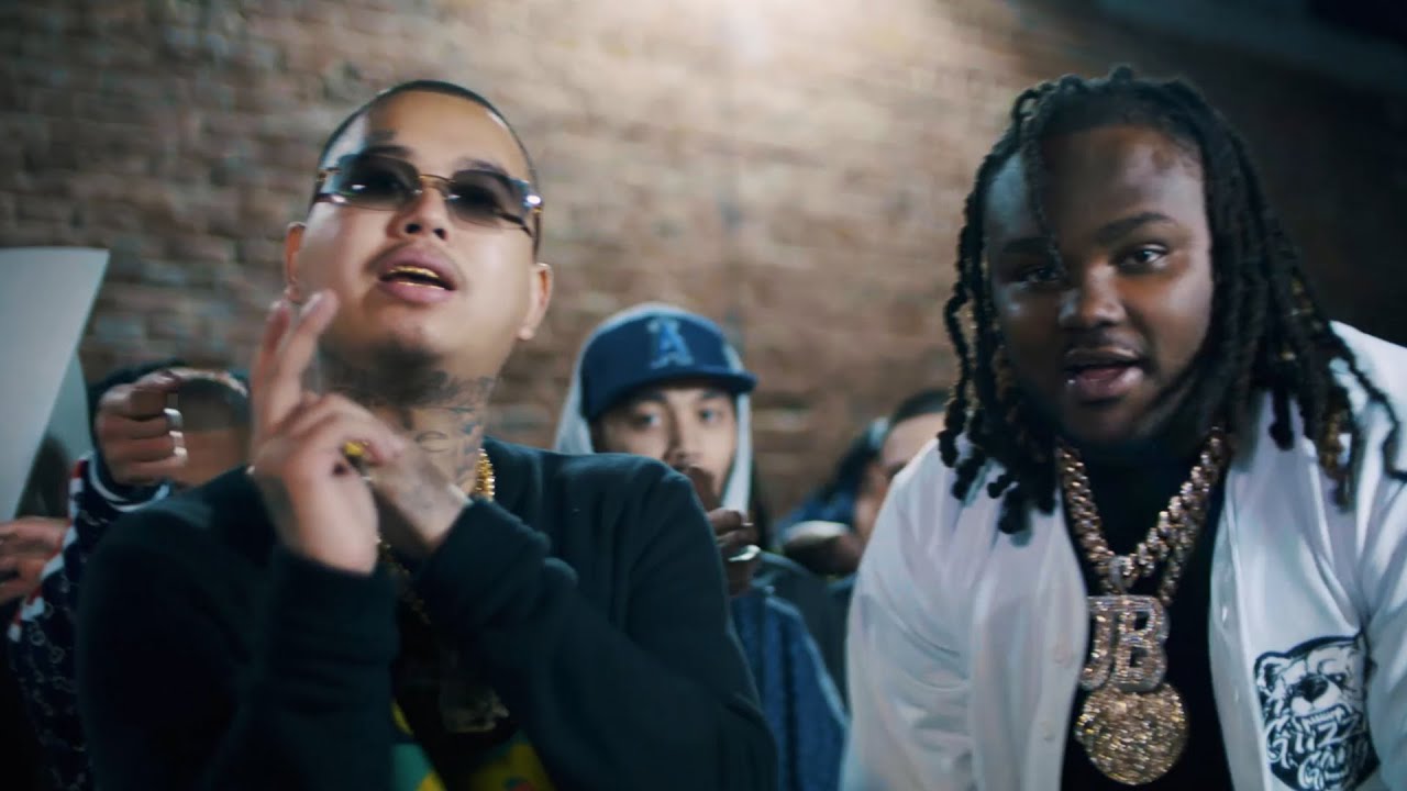 $tupid Young – Wit A Sticc (ft. Tee Grizzley) (Audio, Video) - Click to play