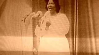 Mahalia Jackson 1963 In concert - When The saints Go Marching In
