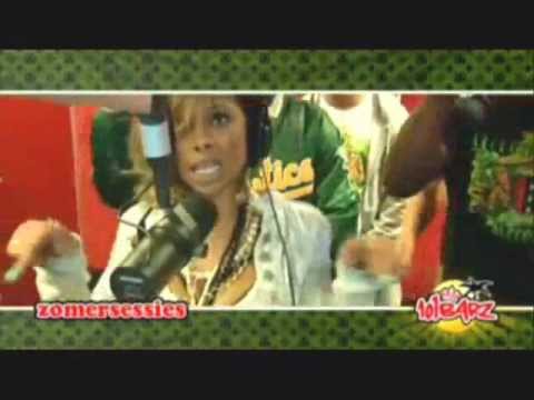 'De Blonde Chick`April - Alice @ GreenGang  - 101Barz Zomersessie 2011